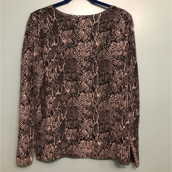 Talbots Soft Merino Wool Bishop Sleeve V-Neck Sweater - Picture 6 of 10